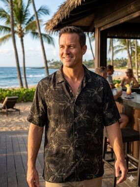 IZOD 100% Sandwashed Silk Camp Shirt L Black Gold Floral Tropical